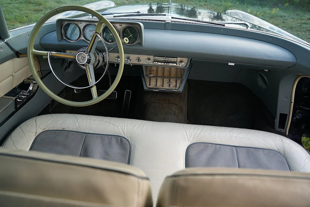 Bild von 1956 Lincoln Continental (22)