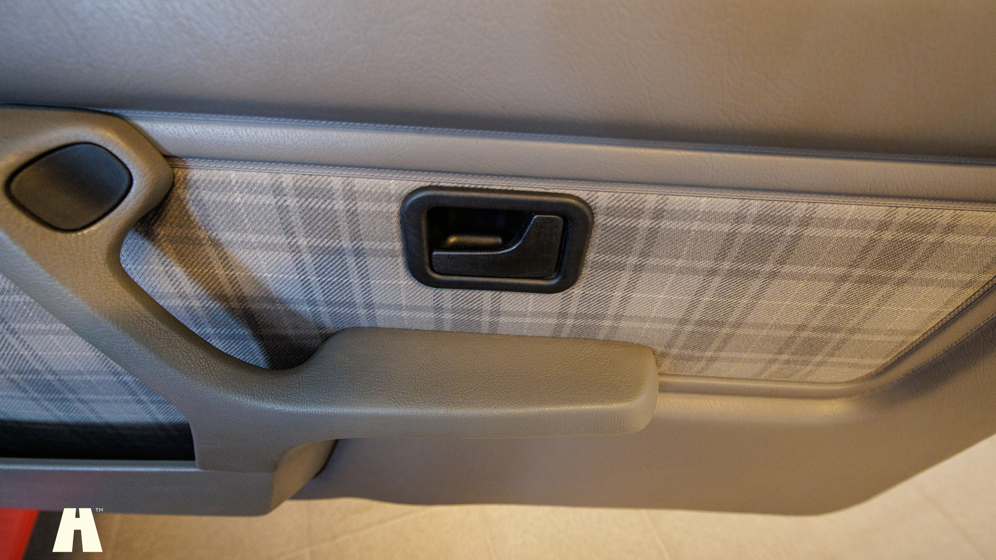 Interior image of 1988 BMW E30 M3 EVO II