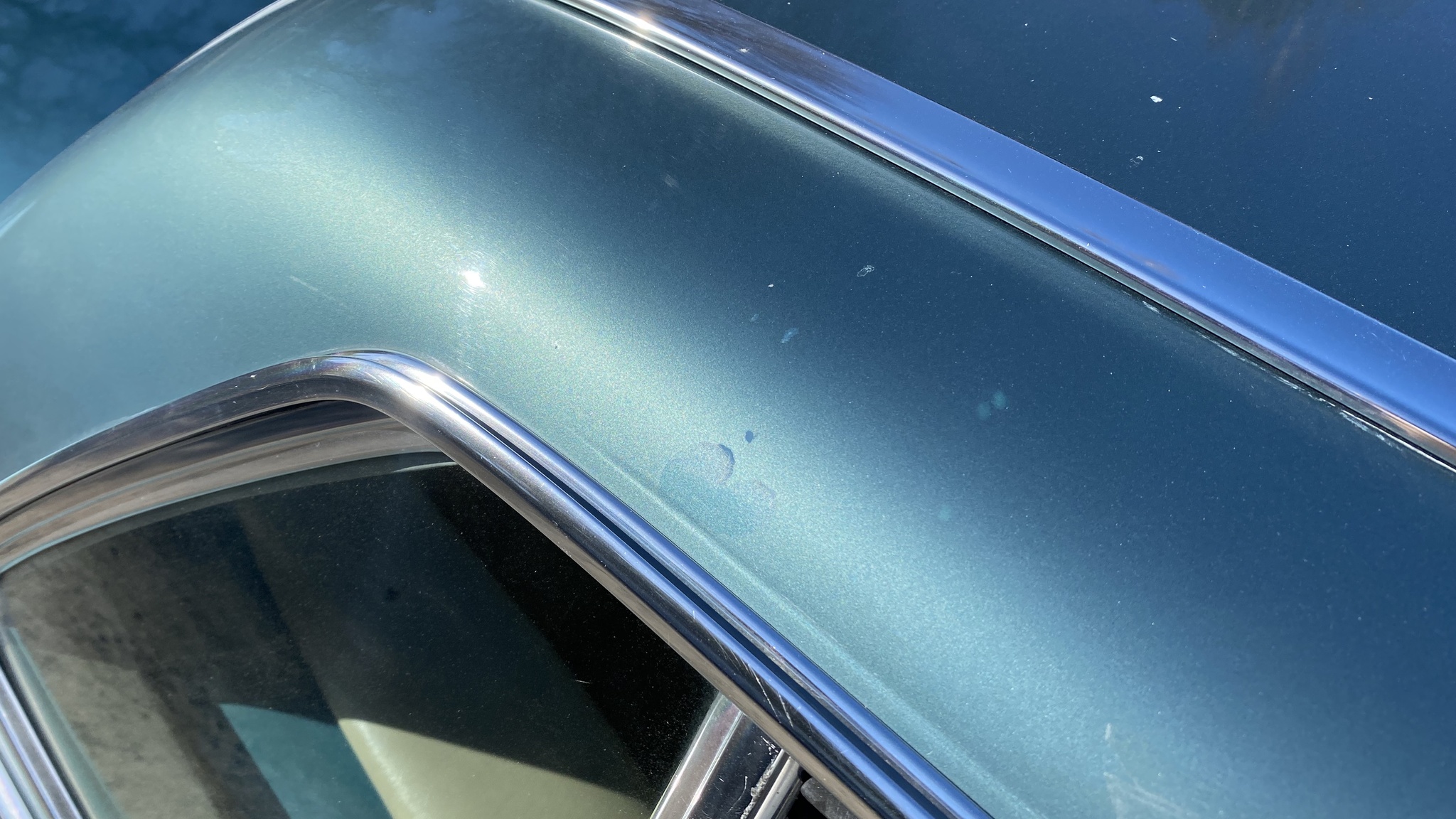 Exteriörbild på 1985 Mercedes-Benz 380 SL