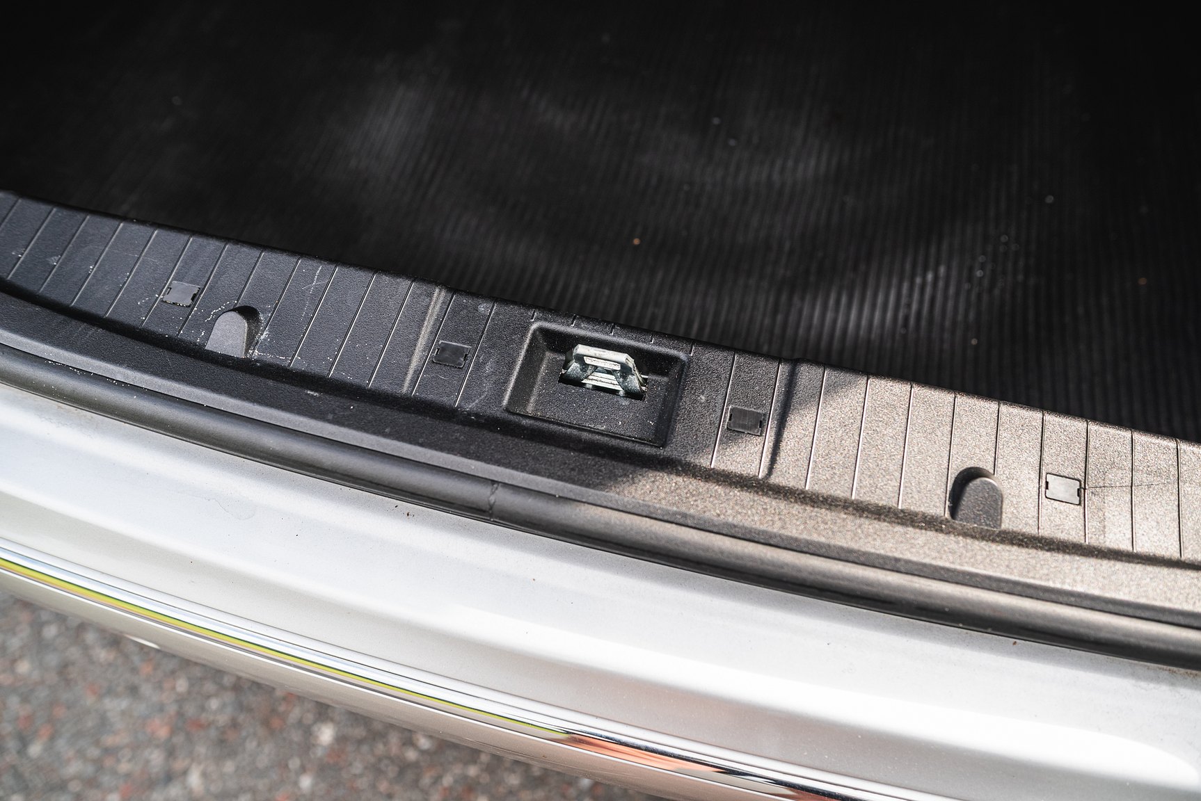 Interior image of 2000 Mercedes-Benz CL 500