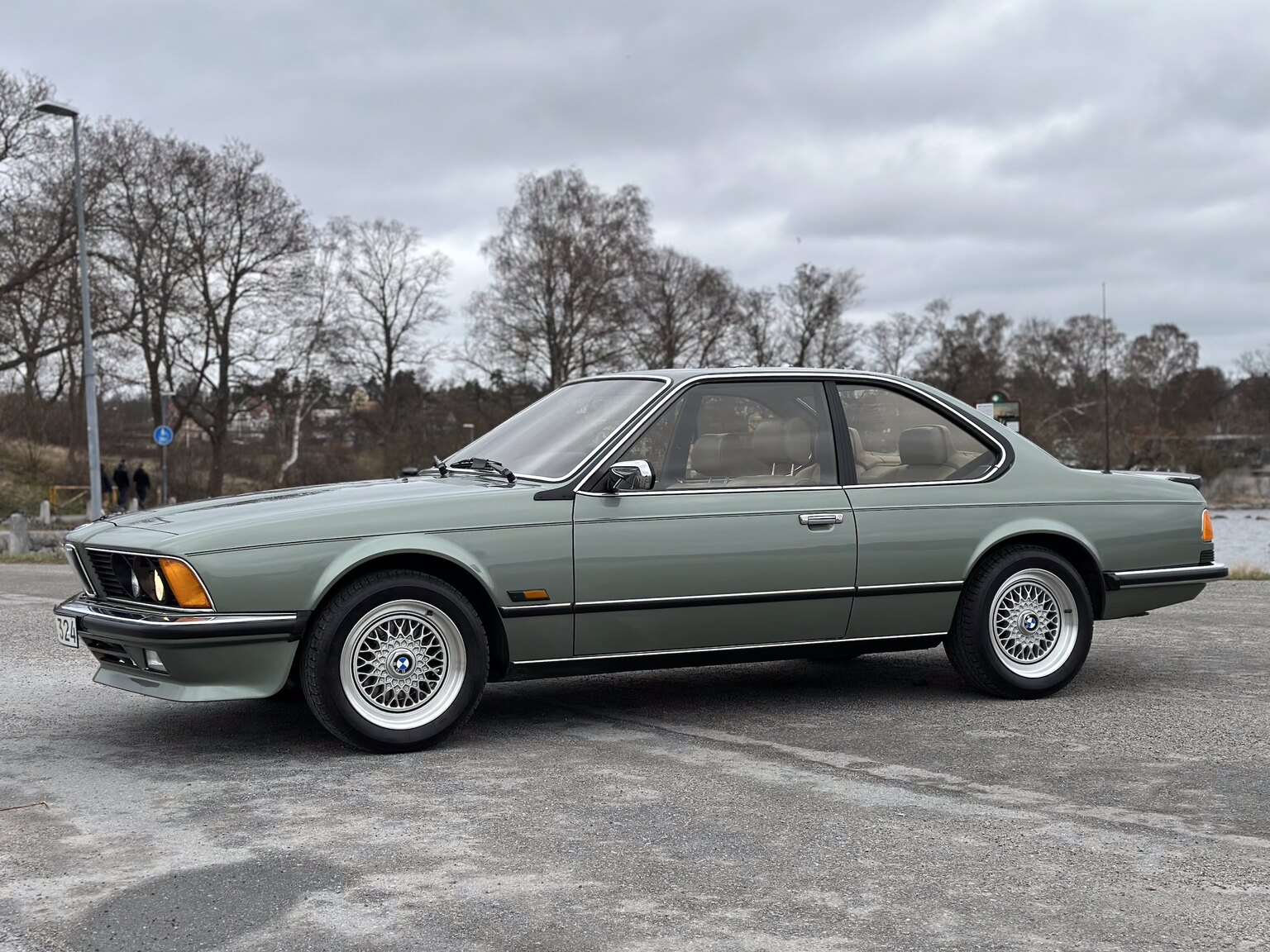 Exterior image of 1986 BMW 635CSi