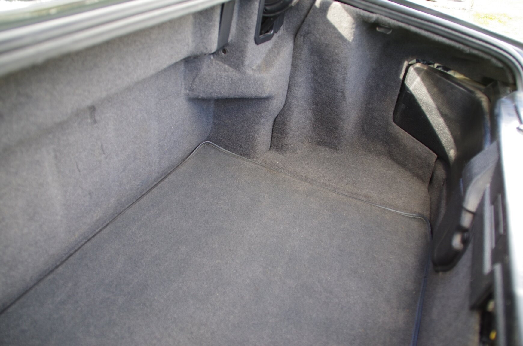 Interiörbild 1992 Mercedes-Benz 300 SL-24