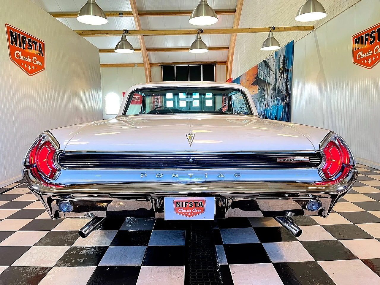 Bild von 1962 Pontiac Grand Prix (10)