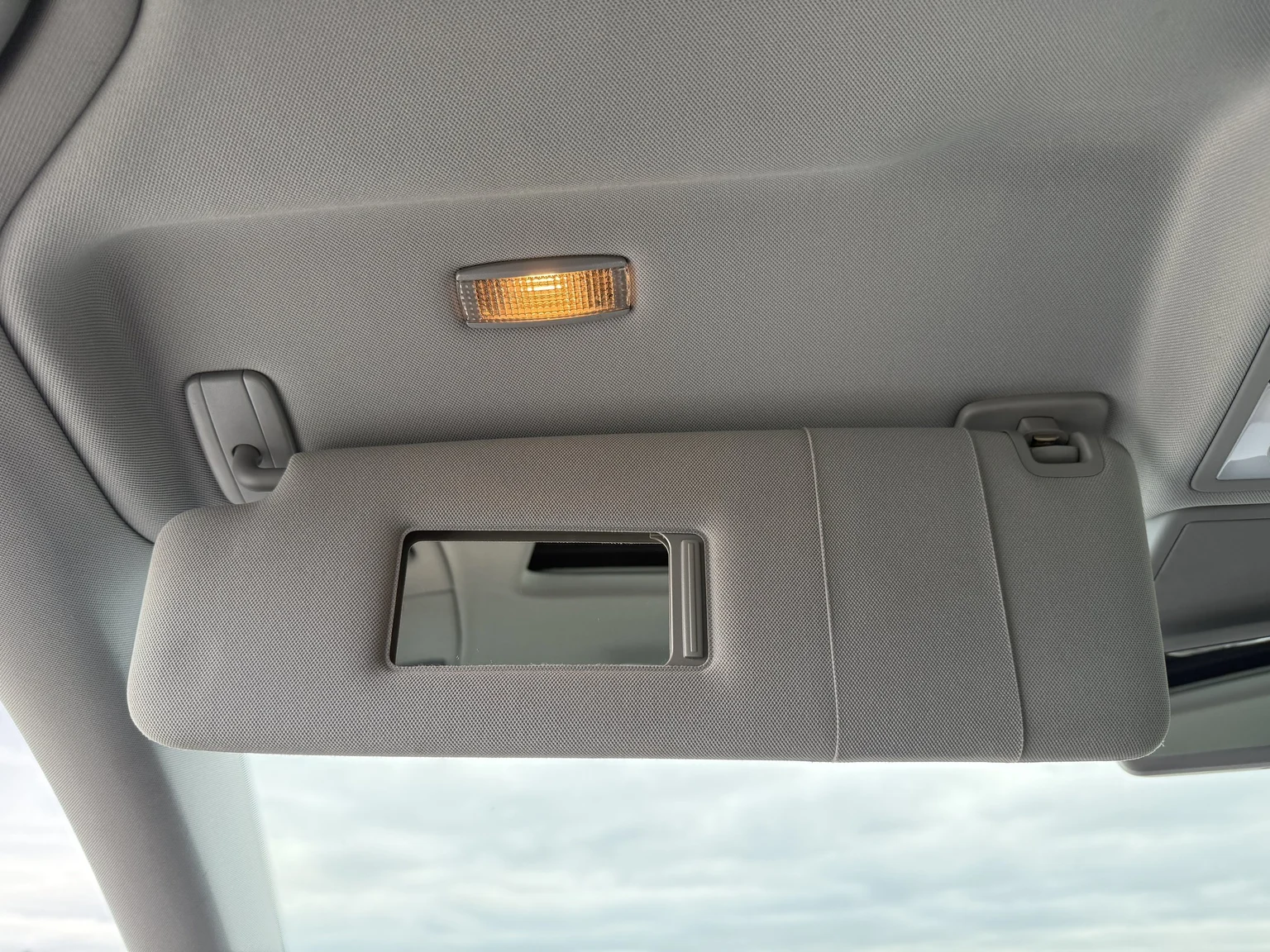 Innenraumfoto von 2013 Volkswagen Phaeton 3.0 TDI (34)