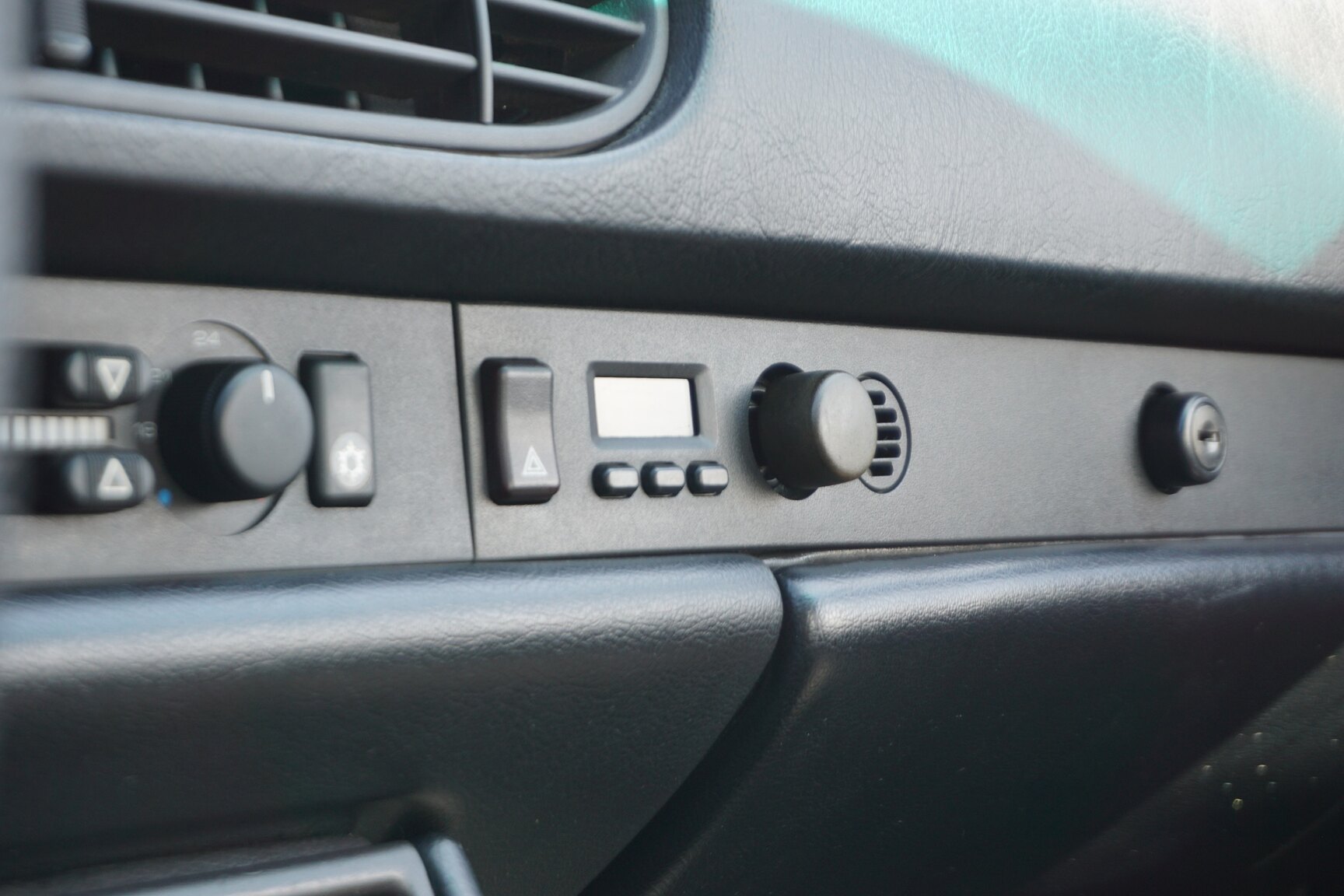 Interior image of 1985 Porsche 944 "NO RESERVE AUCTION"