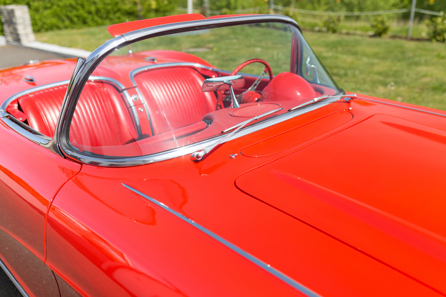 Exterior image of 1962 Corvette C1