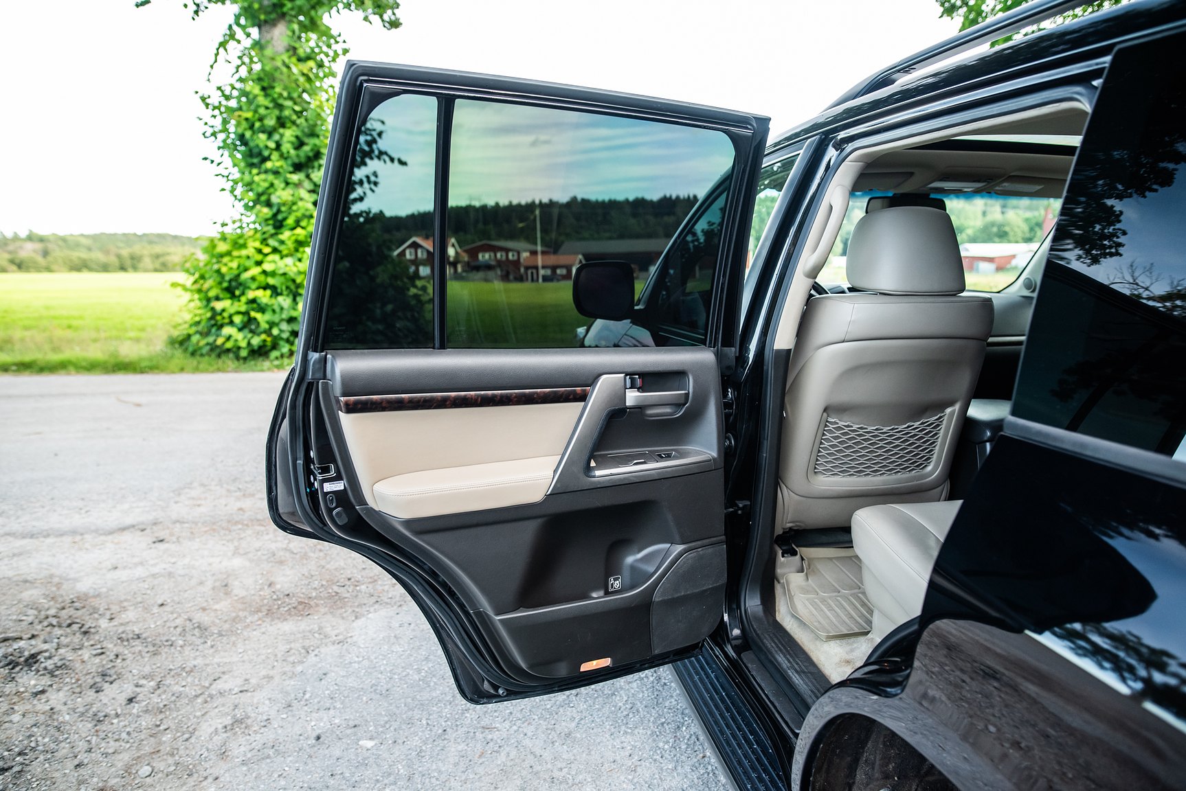 Interior image of 2008 Toyota Land Cruiser 4.5 4WD V8