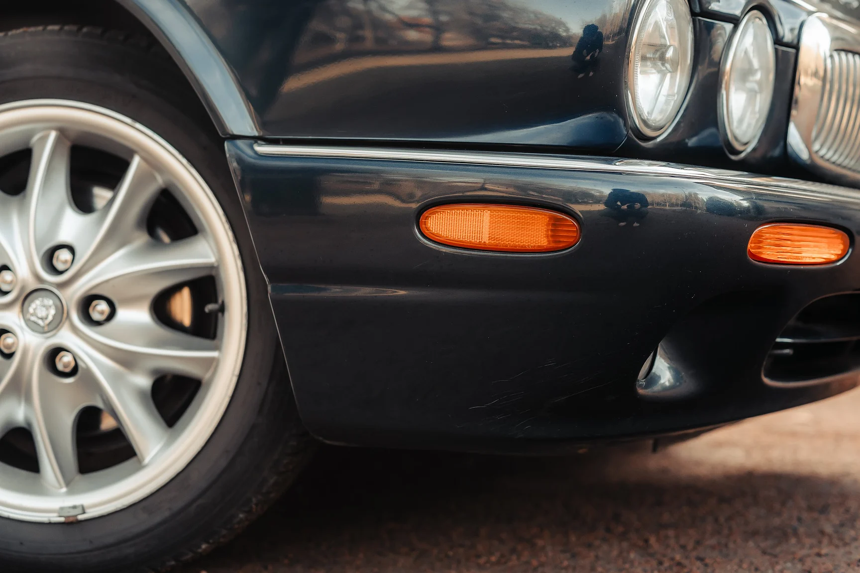 Exterior image of 2001 Jaguar  Xj 4,0 Sovereign (28)