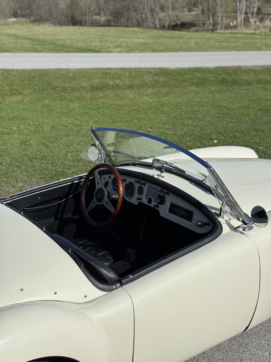 Exteriörbild på 1959 MG MGA 1500