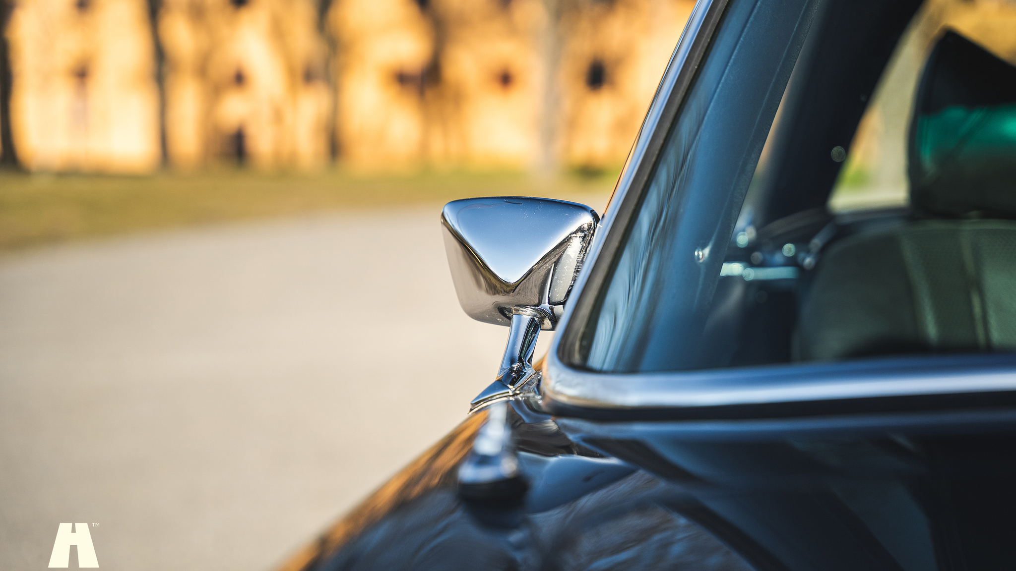 Exteriörbild på 1970 Mercedes 280 SL Pagoda (58)