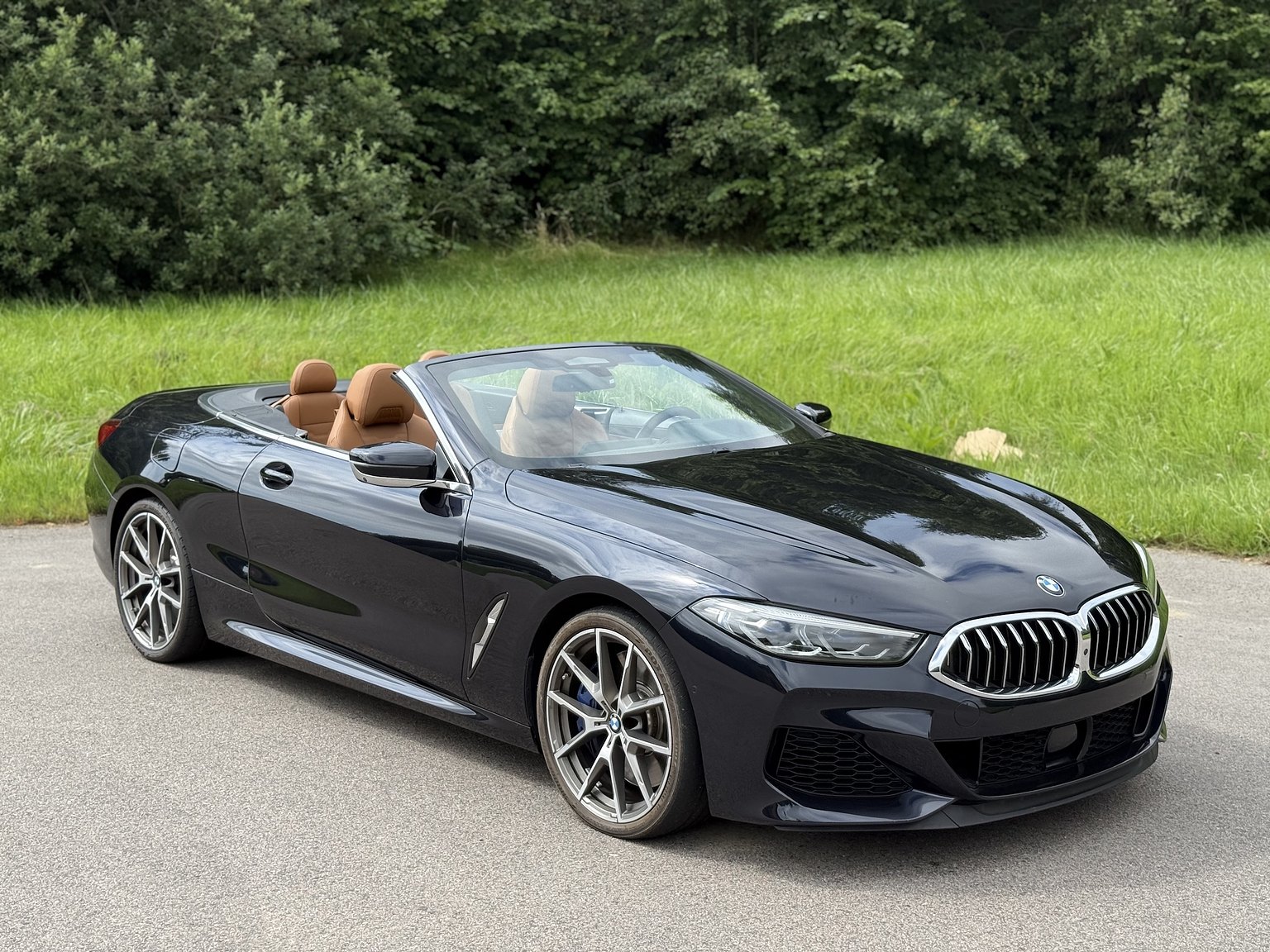 Exterior image of 2019 BMW M850i xDrive Convertible Steptronic