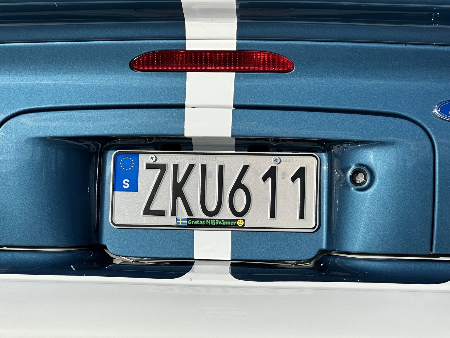 Exterior image of 1997 Ford Mustang Saleen S-281 Cobra
