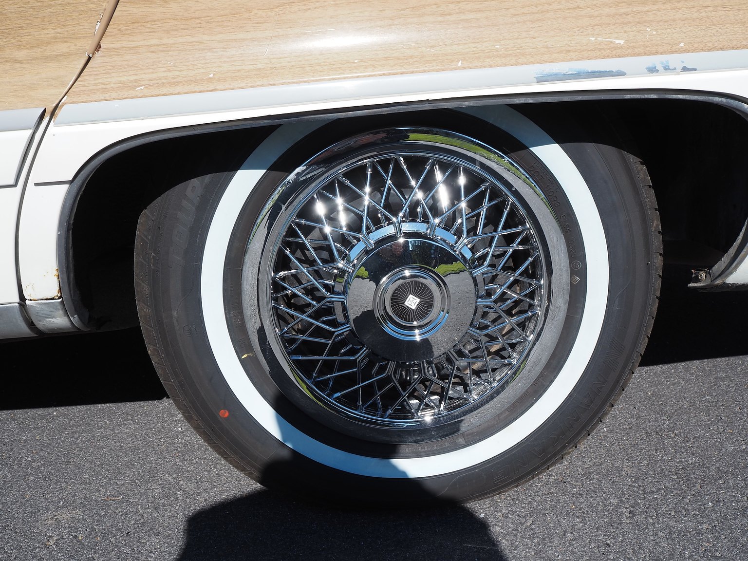 Exterior image of 1993 Chevrolet Caprice Classic Wagon 5.7 V8 