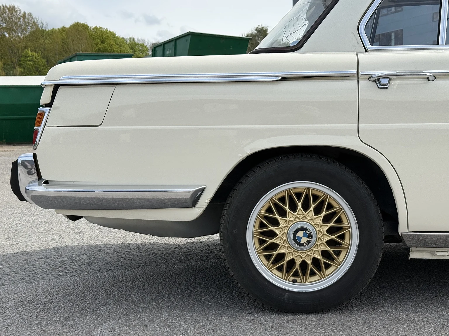 Aussenfoto 1970 BMW New Class 4-dörrars Sedan (53)