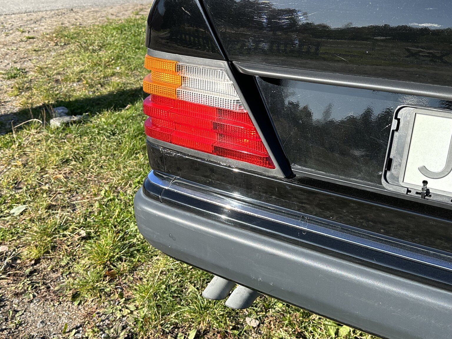 Aussenfoto 1990 Mercedes-Benz 300 CE 24V