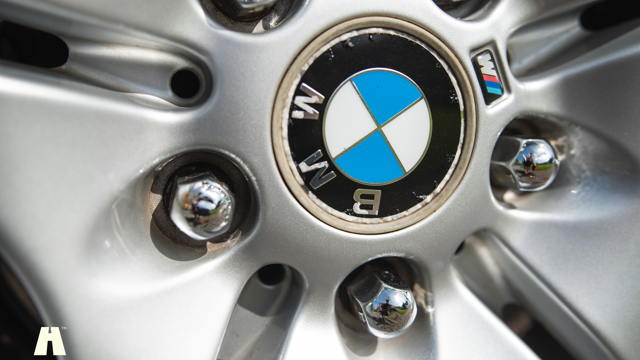 Exterior image of 2005 BMW 320ci M-sport Cabriolet