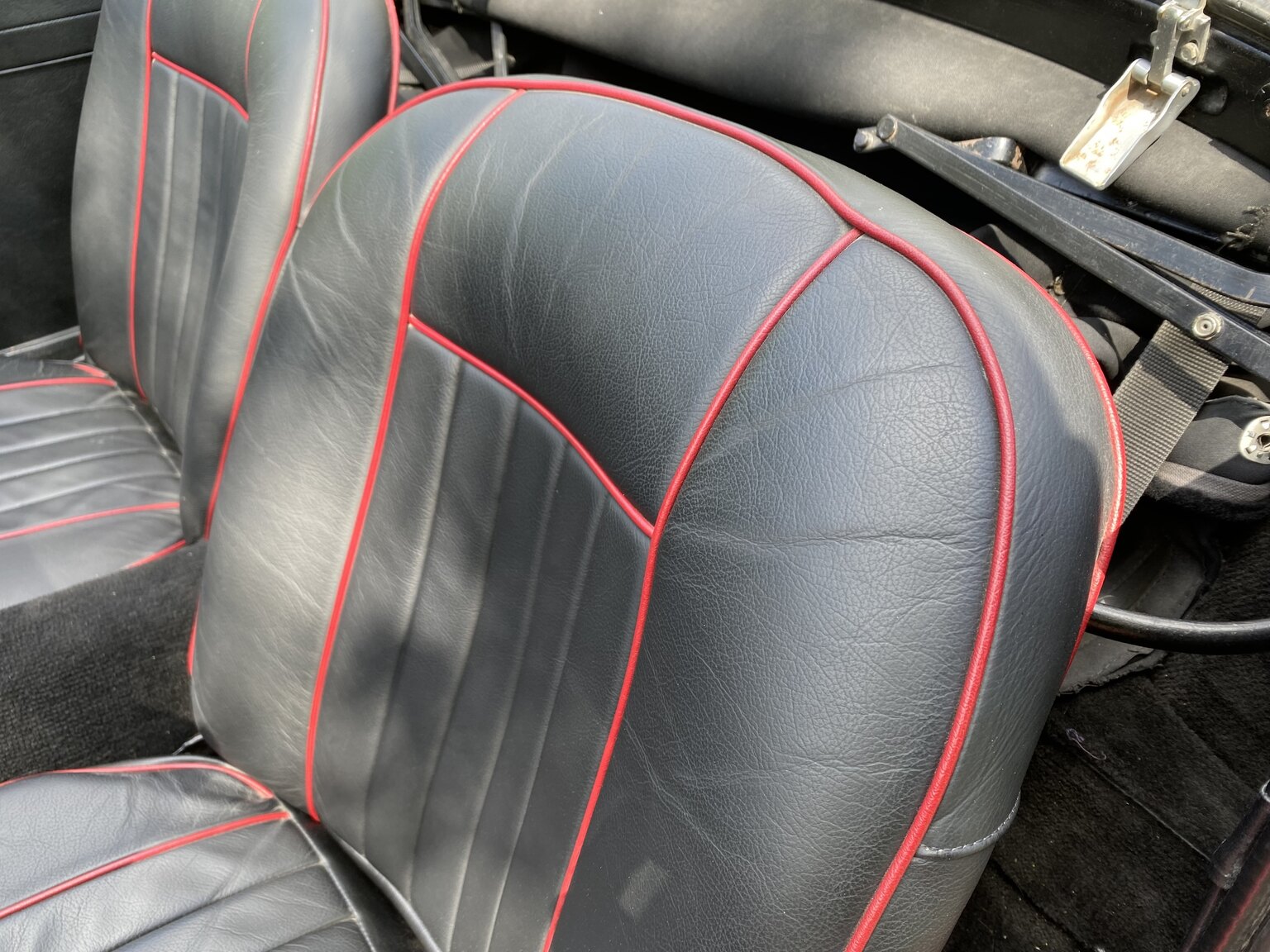 Interior image of 1967 MG MGB 1800