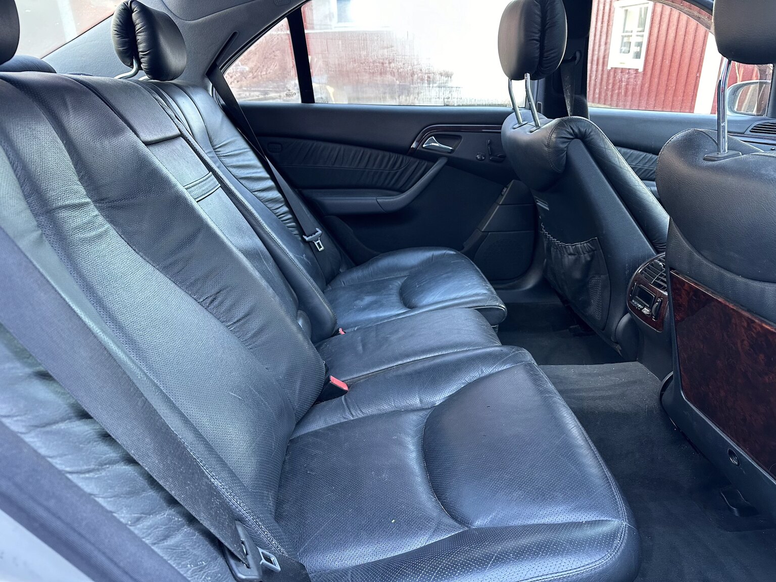 Innenraumfoto von 1999 Mercedes-Benz S 500 L