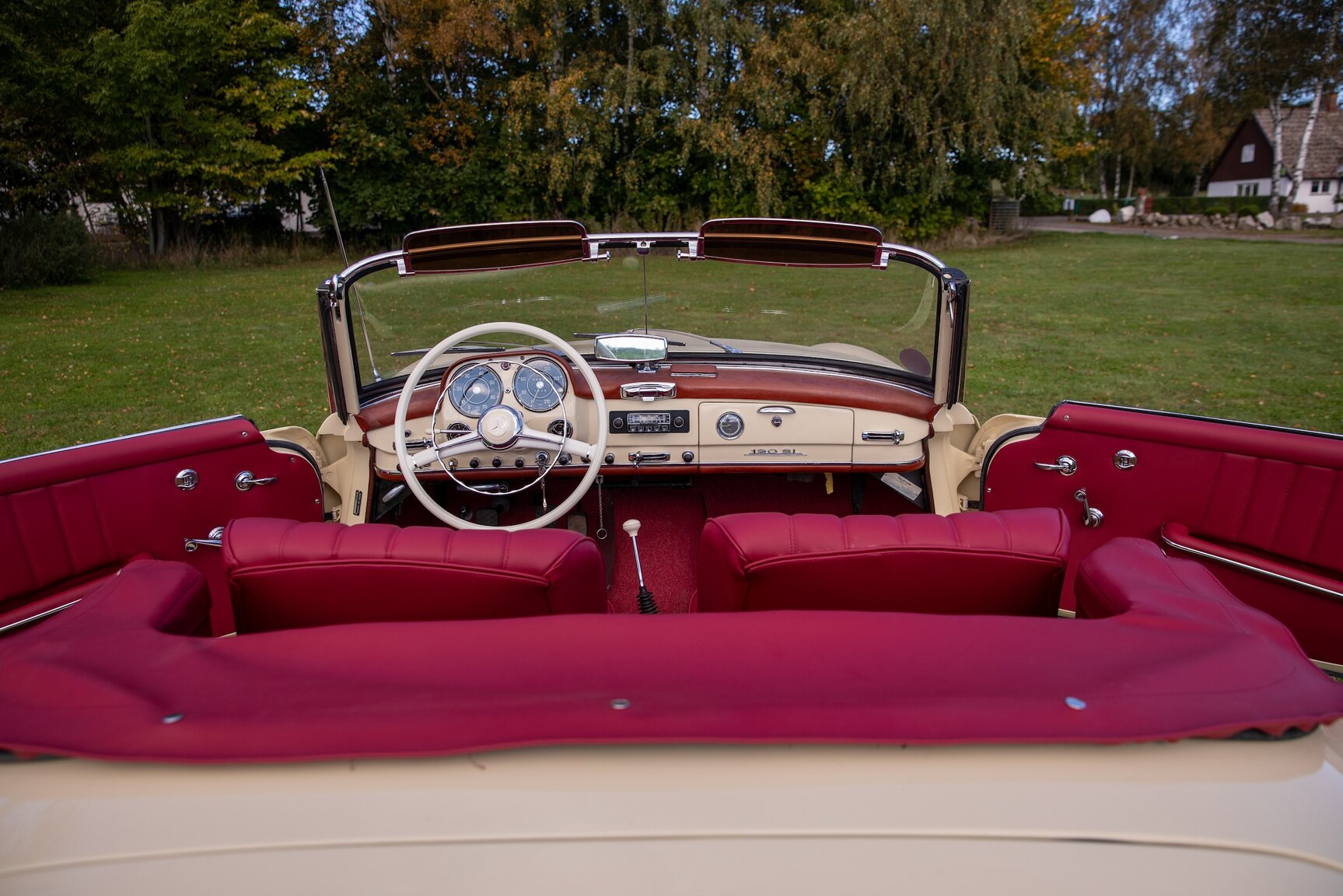 Interiörbild 1958 Mercedes-Benz 190SL