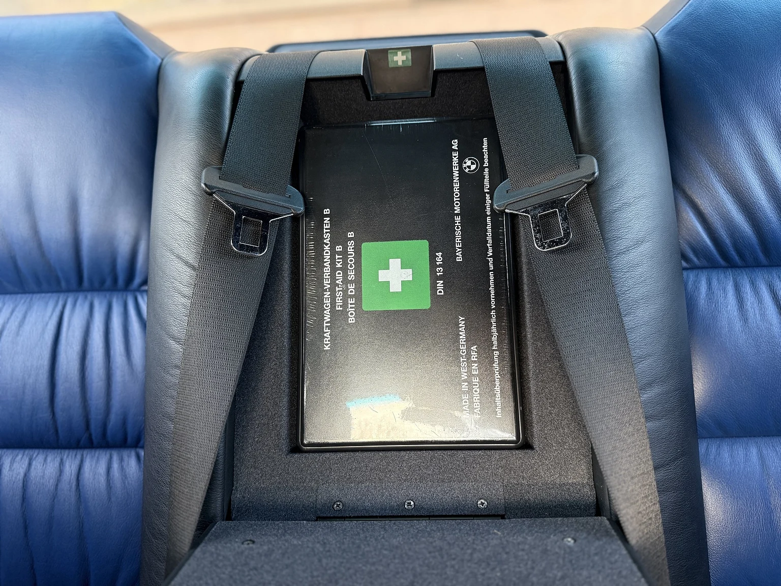 Interiörbild 1992 BMW 850iA - No Reserve (26)