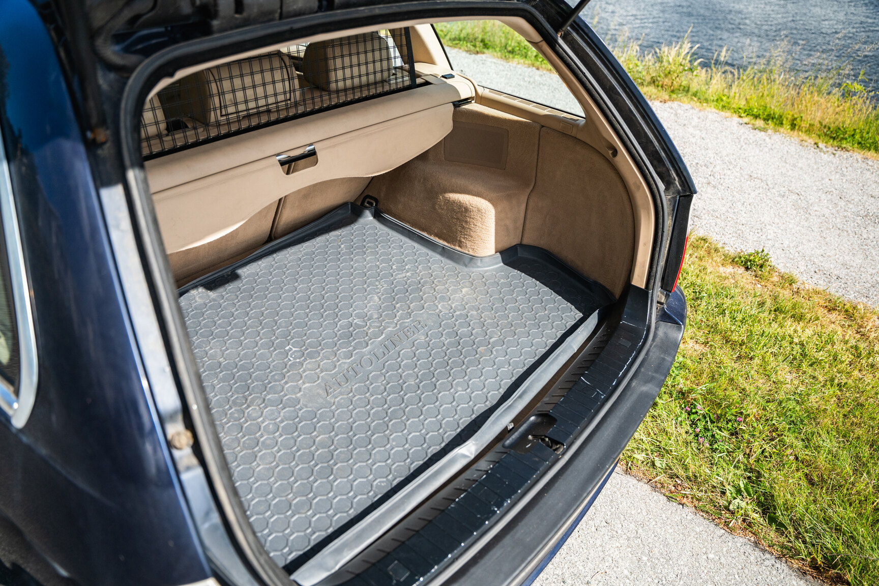 Interiörbild 2003 BMW 320i Touring