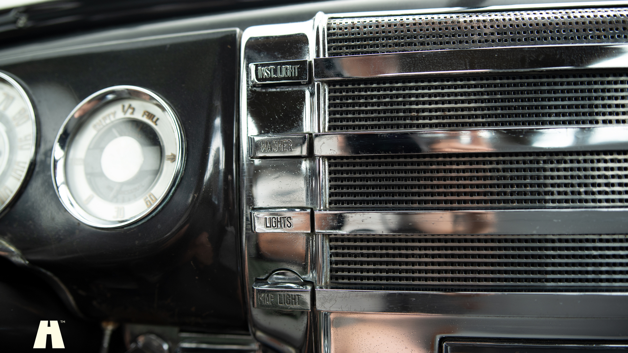 Interior image of 1949 Buick Super Eight (22)