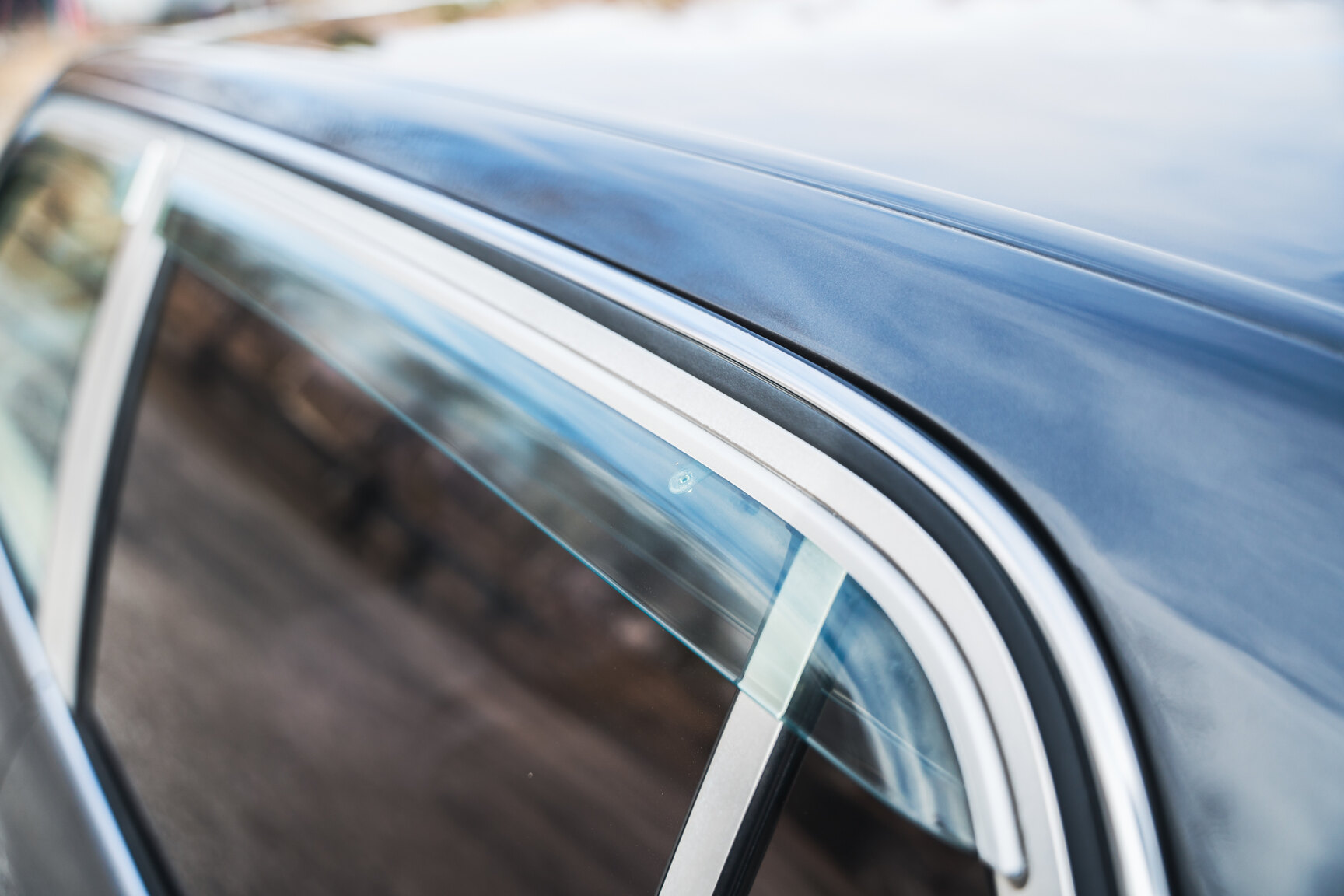 Exteriörbild på 2000 Toyota Century