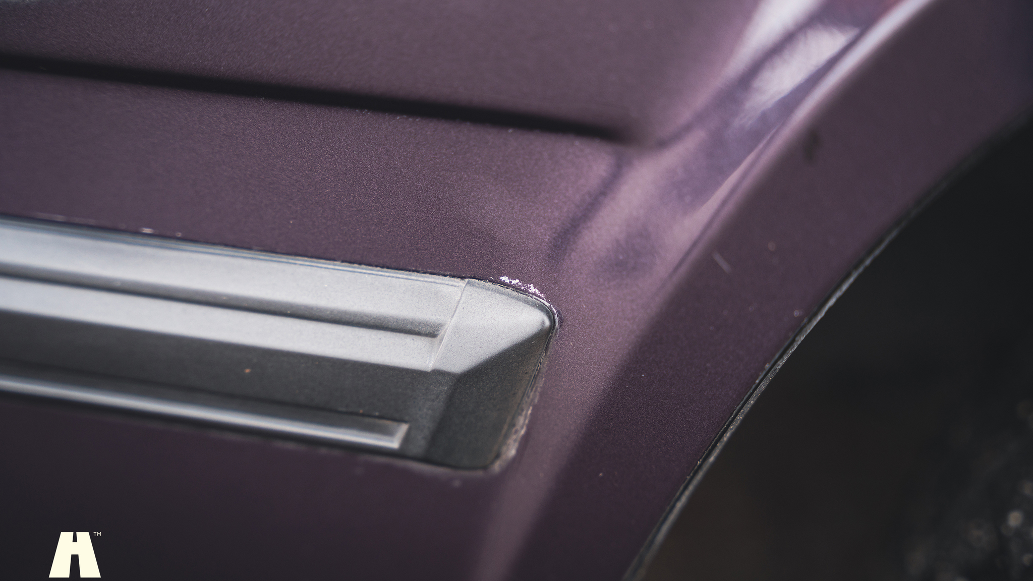 Exterior image of 1995 Volvo 940 SE