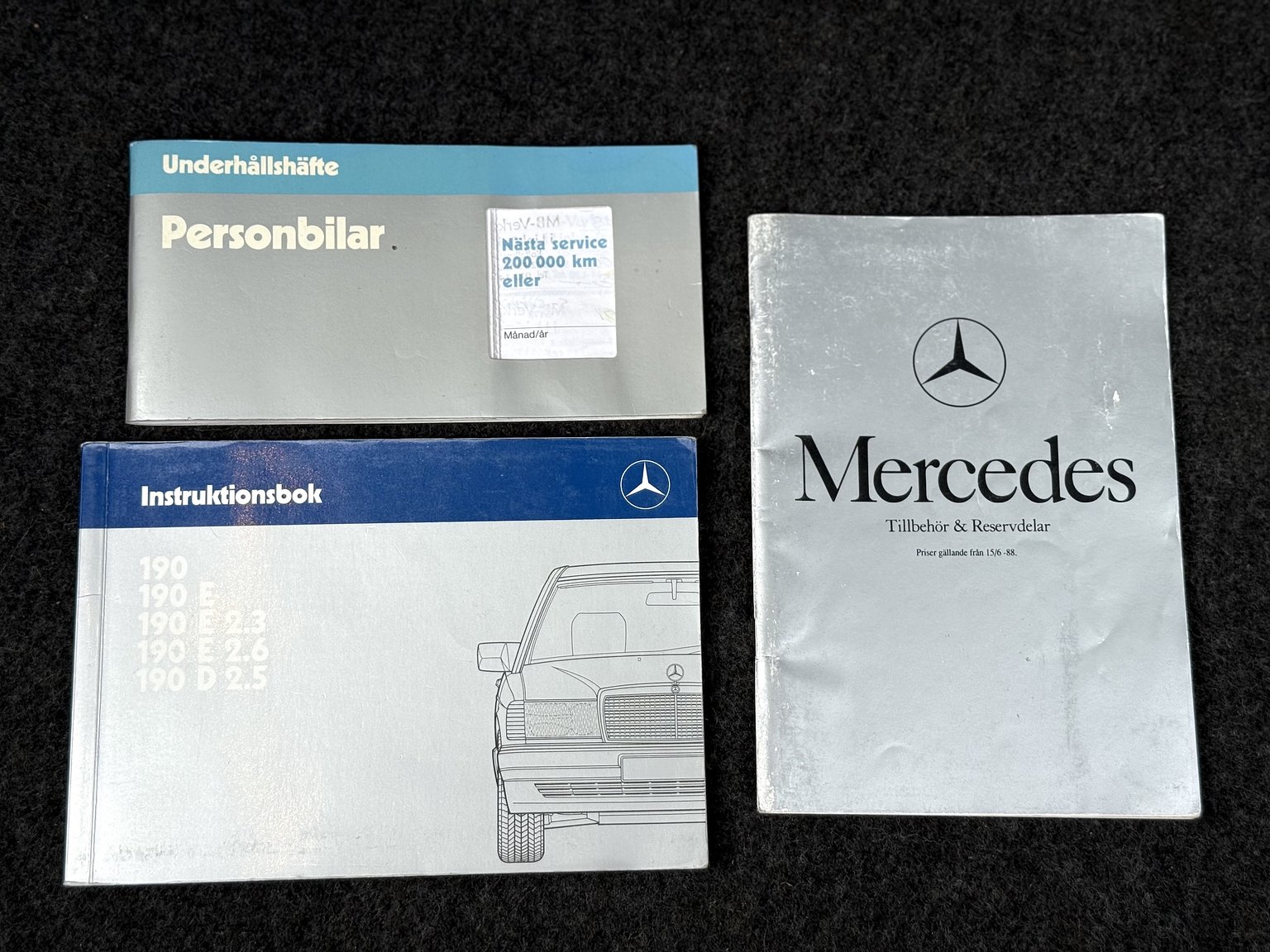 Documentation for 1989 Mercedes-Benz 190 E