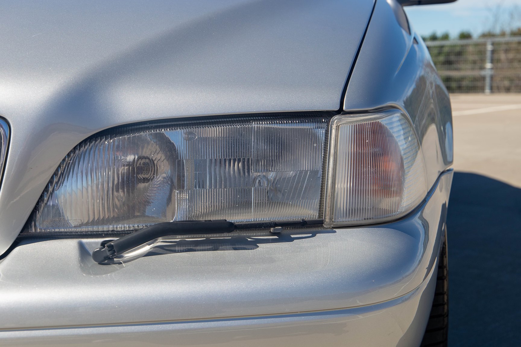 Exterior image of 1999 Volvo C70 2.5 T Manuell