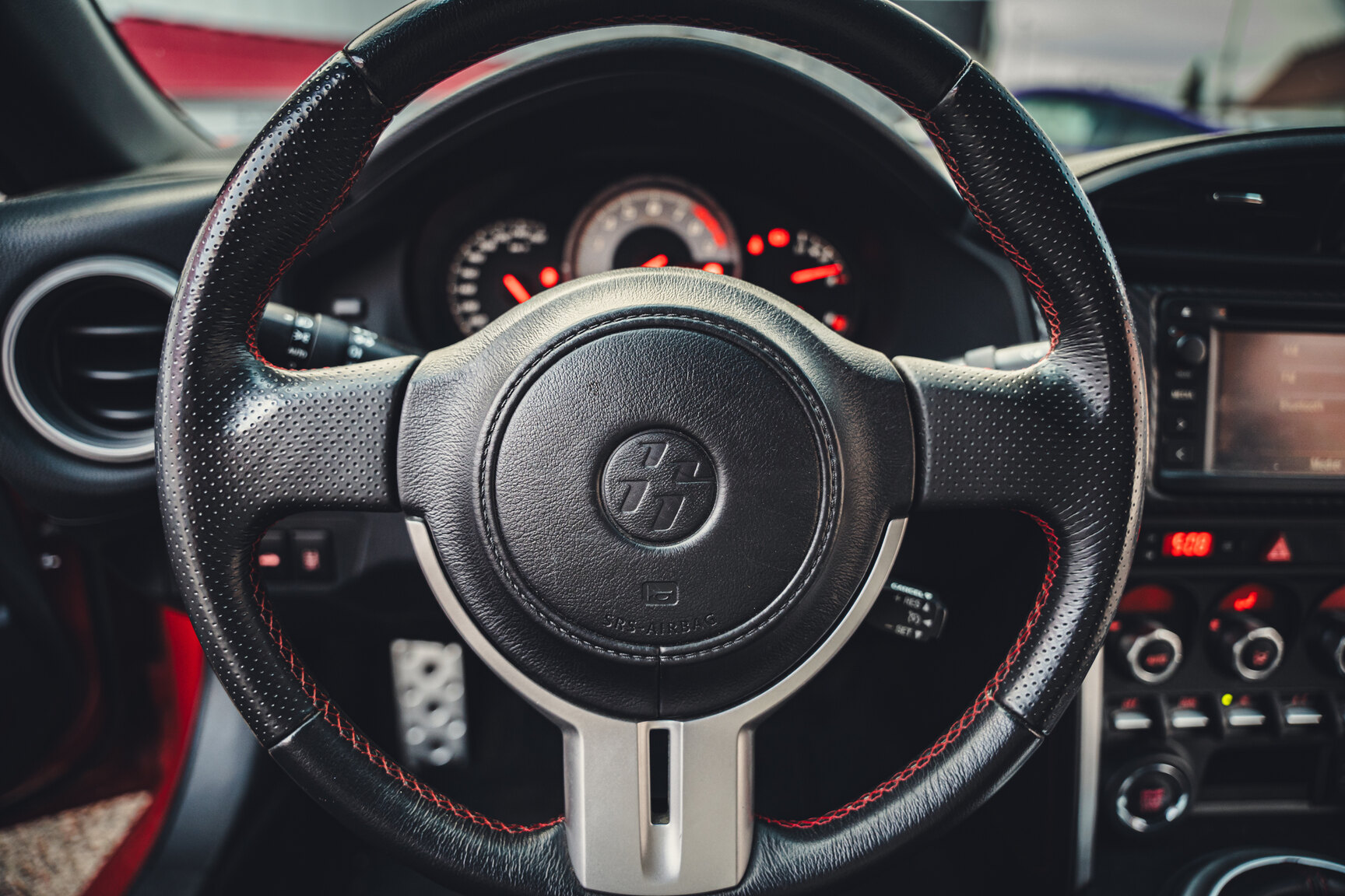 Interiörbild 2015 Toyota GT86 TRD-edition - Ett sista race