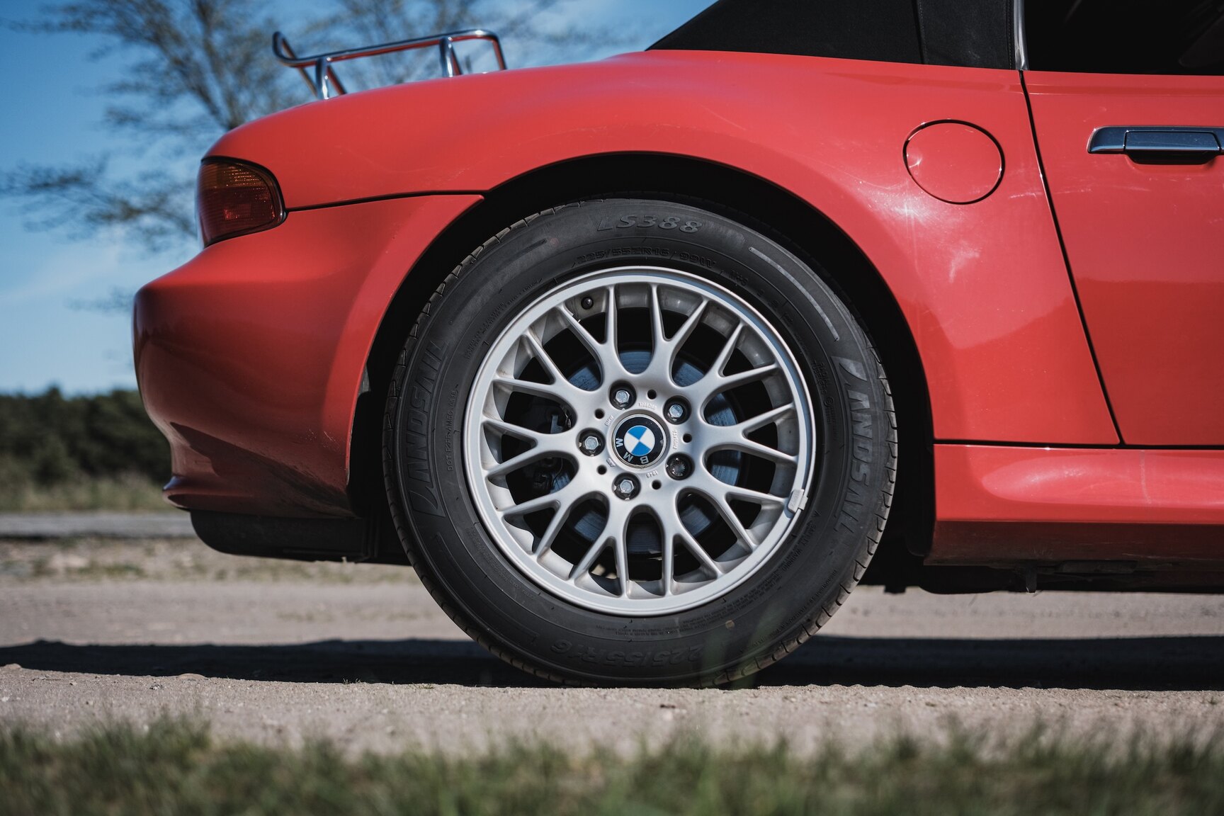 Exteriörbild på 1999 BMW Z3 2.8i Roadster