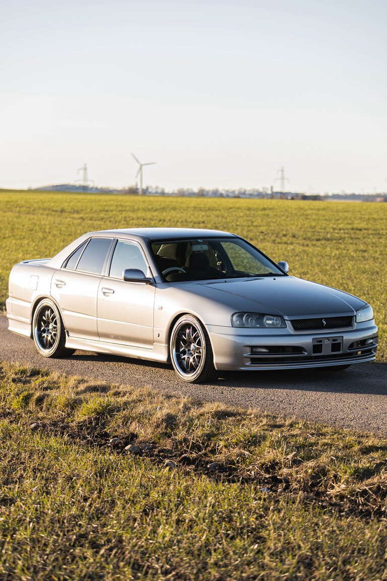 Exterior image of 2000 Nissan Skyline R34 GT 2.5