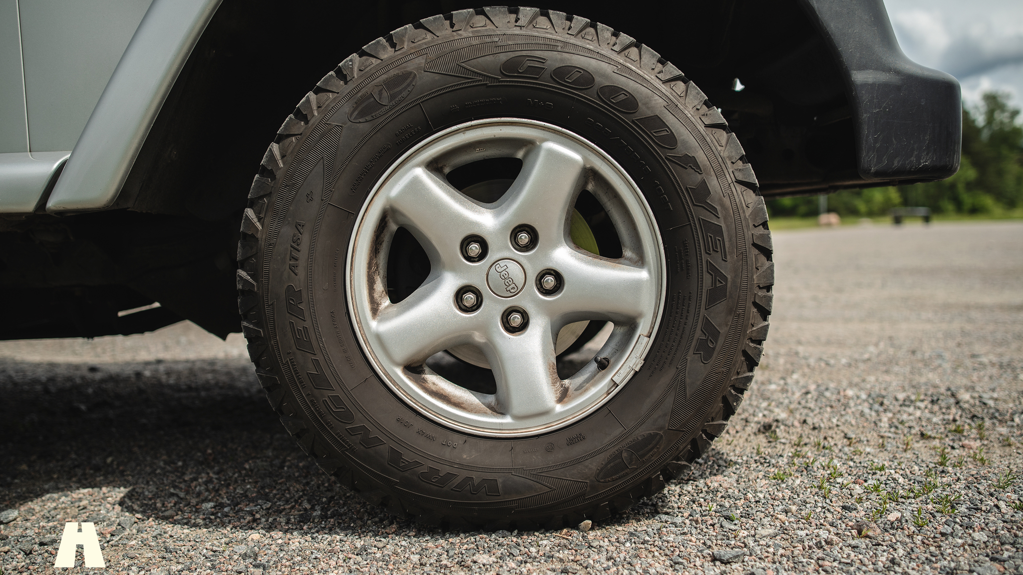 Exterior image of 2006 Jeep Wrangler 4.0L Sahara  (24)