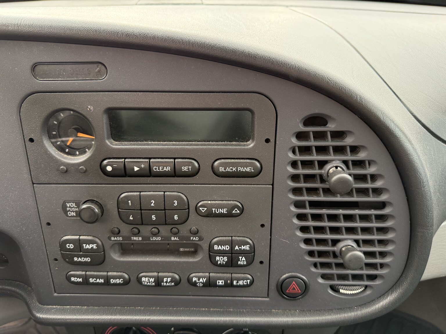 Innenraumfoto von 1997 SAAB 900