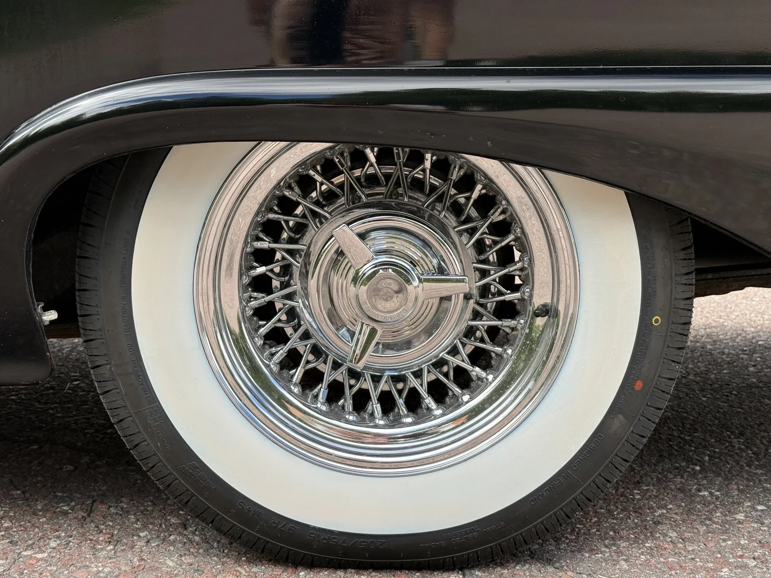 Aussenfoto 1957 Ford Fairlane 500 Hardtop Cabriolet (17)