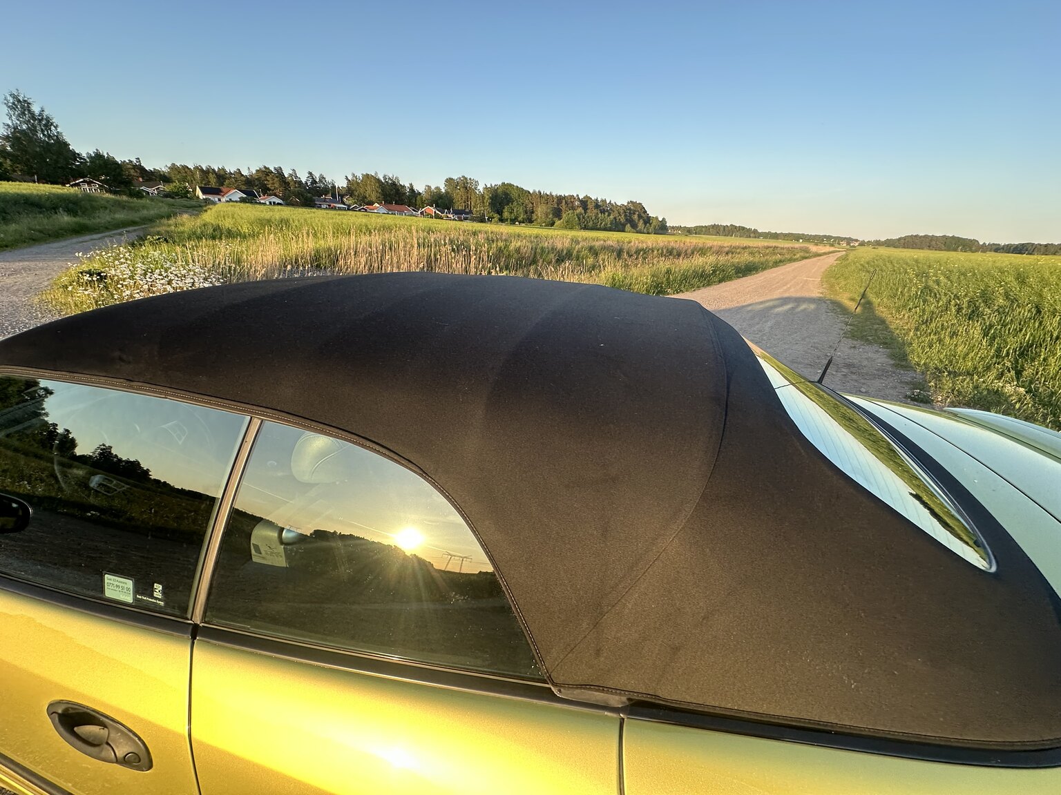 Exterior image of 2004 SAAB 9.3 Aero Convertible 2.0T