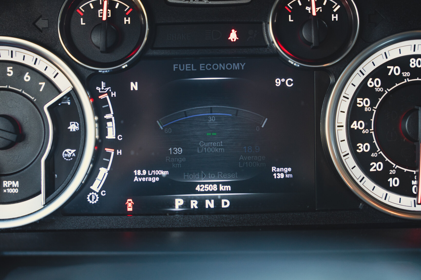 Interiörbild 2017 Dodge Ram 1500 AEV (18)