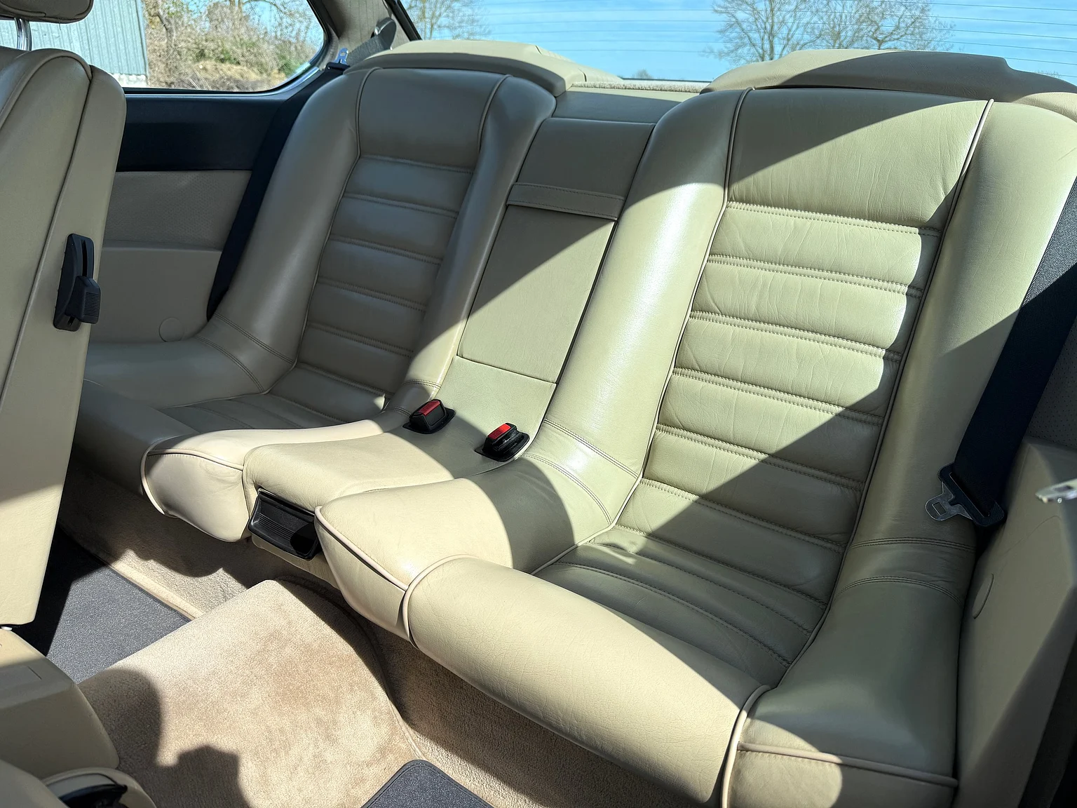 Innenraumfoto von 1985 BMW 635 CSiA (E24) (86)