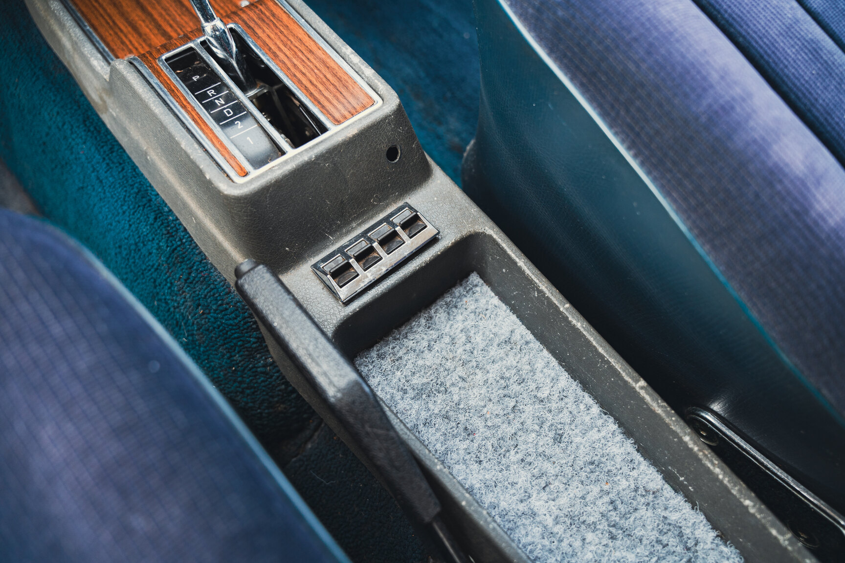 Interior image of 1973 Opel Diplomat V8
