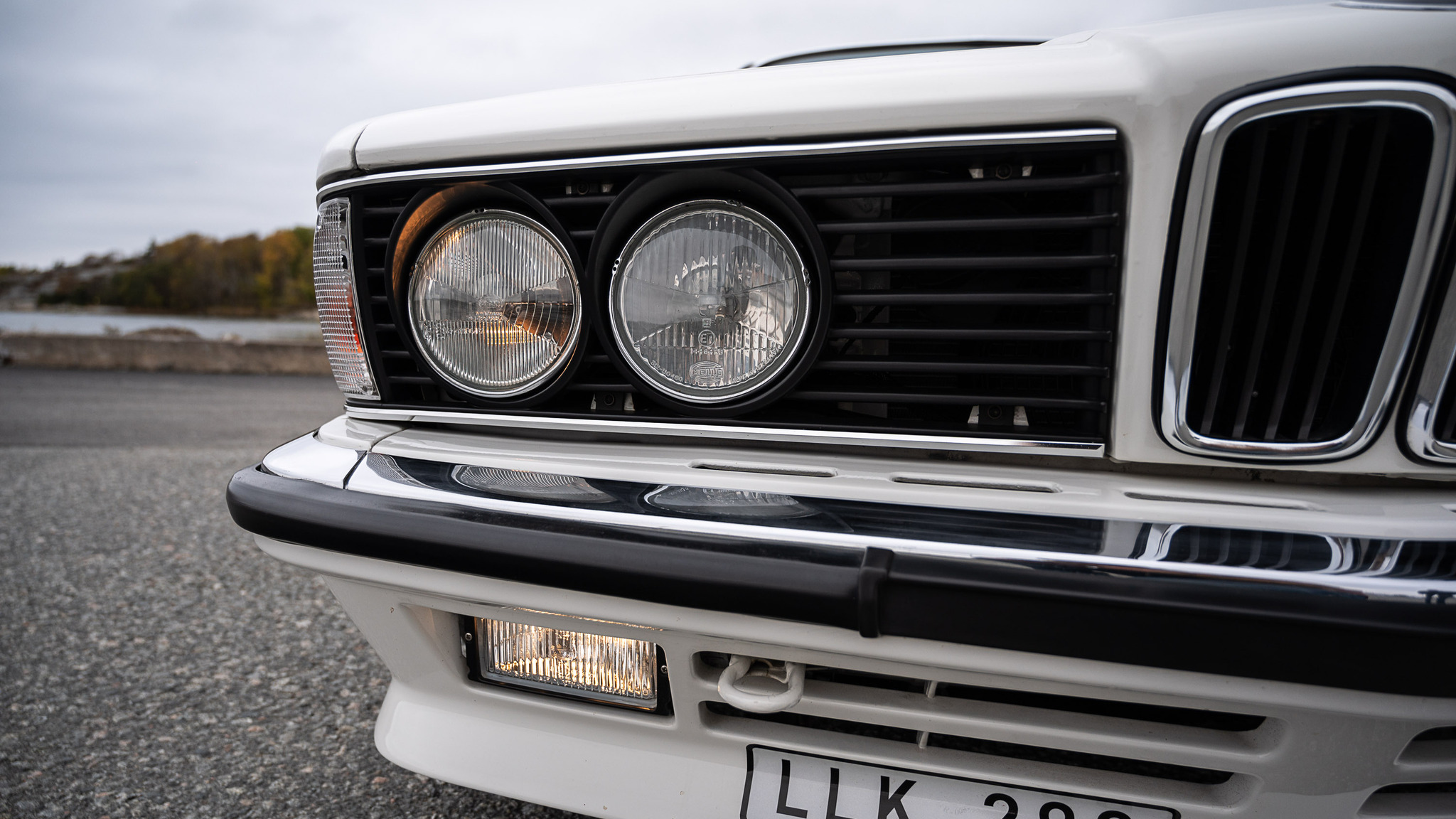 Exterior image of 1983 BMW 635 CSi