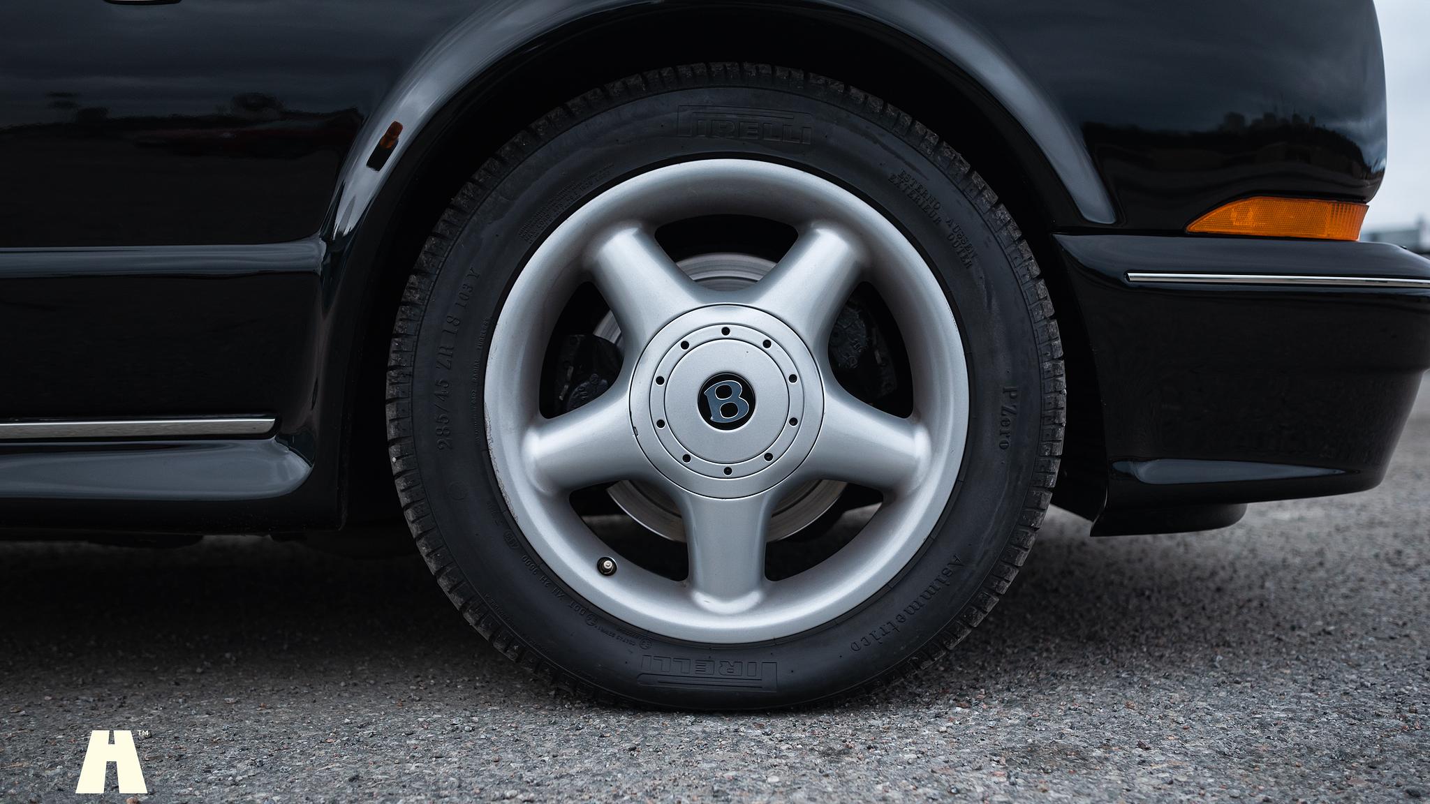 Exterior image of 1997 Bentley Continental T (11)