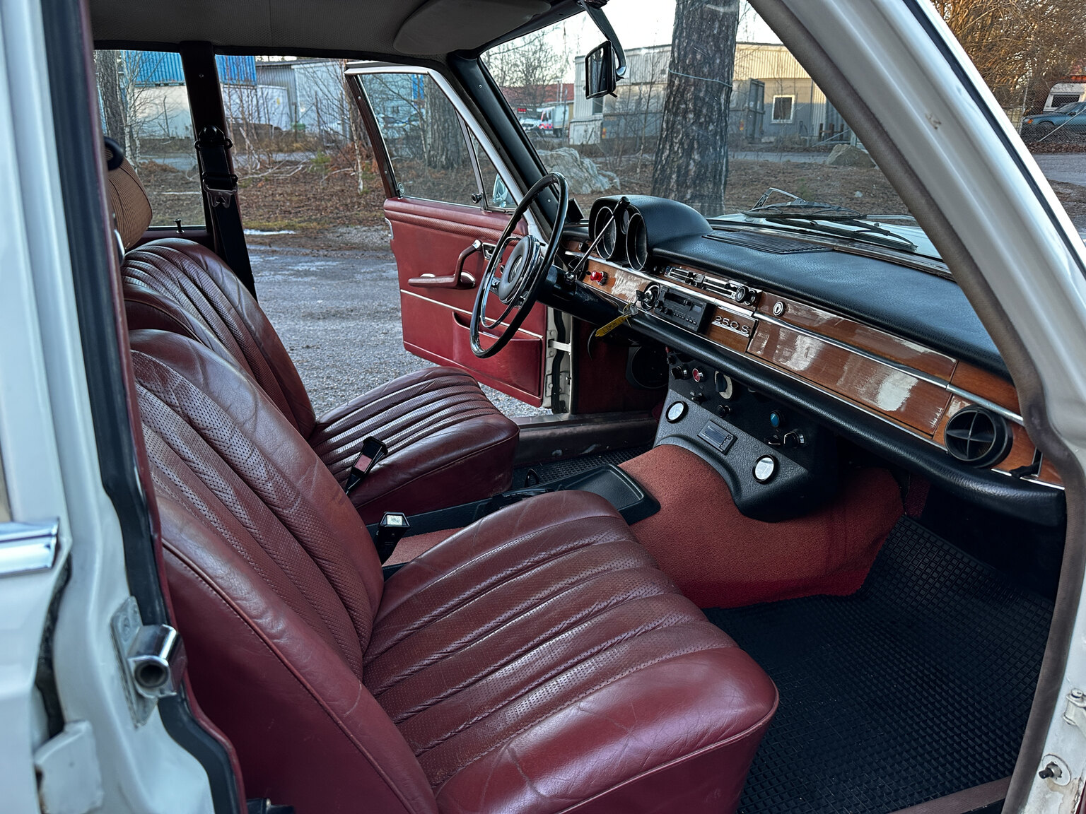 Interiörbild 1967 Mercedes-Benz 250 S
