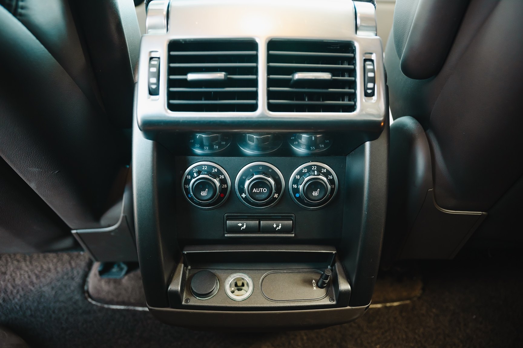 Interior image of 2012 Range Rover 4.4 TDV8 Westminster 