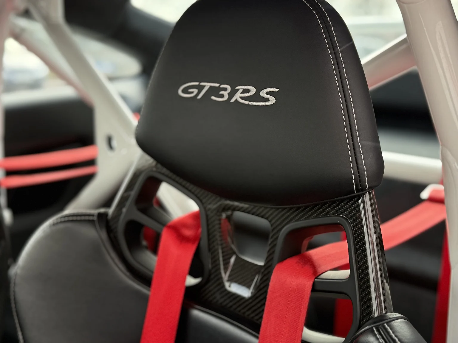 Innenraumfoto von 2016 Porsche 911 GT3 RS (10)