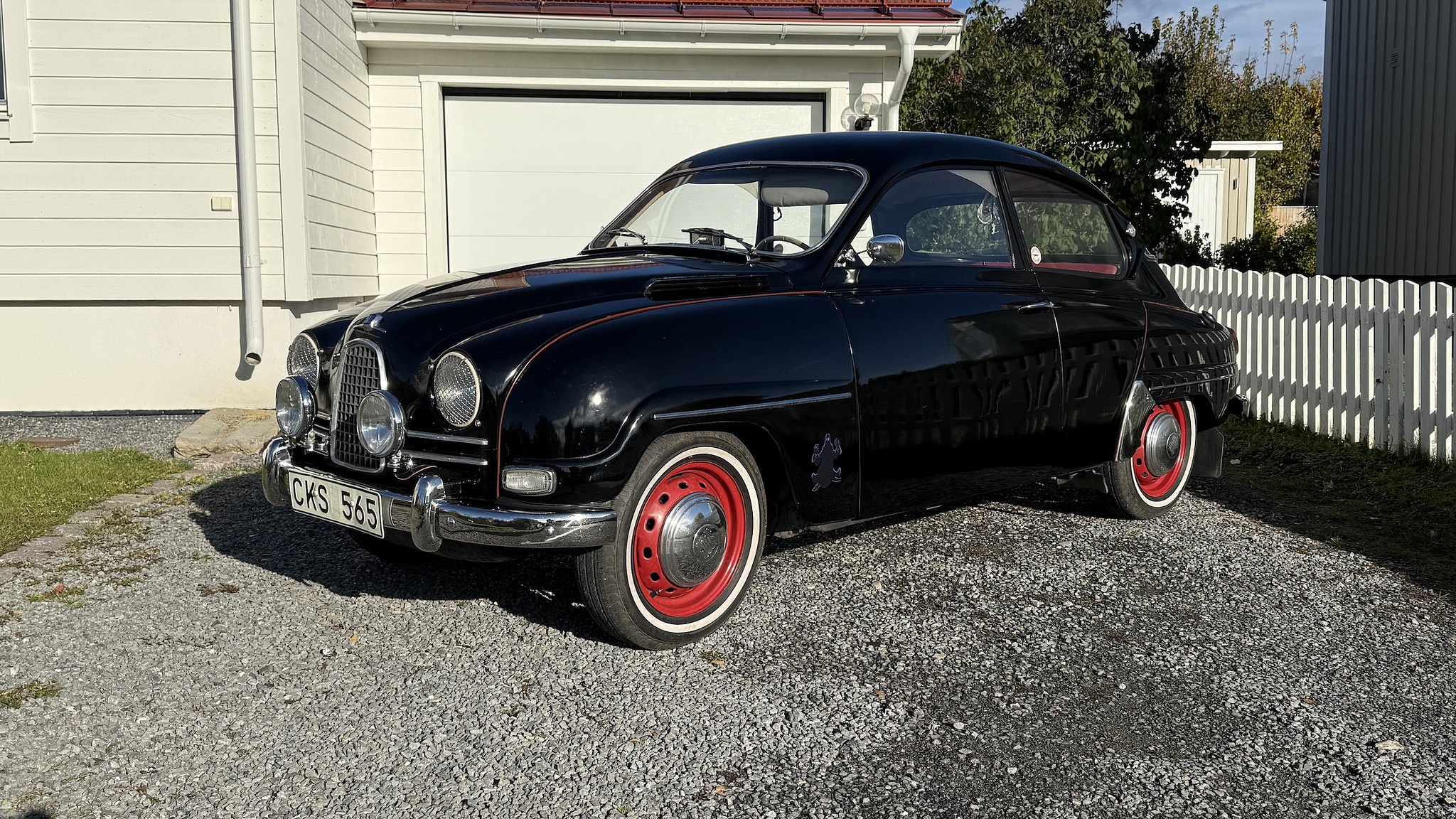 Exterior image of 1960 Saab 96 (3)