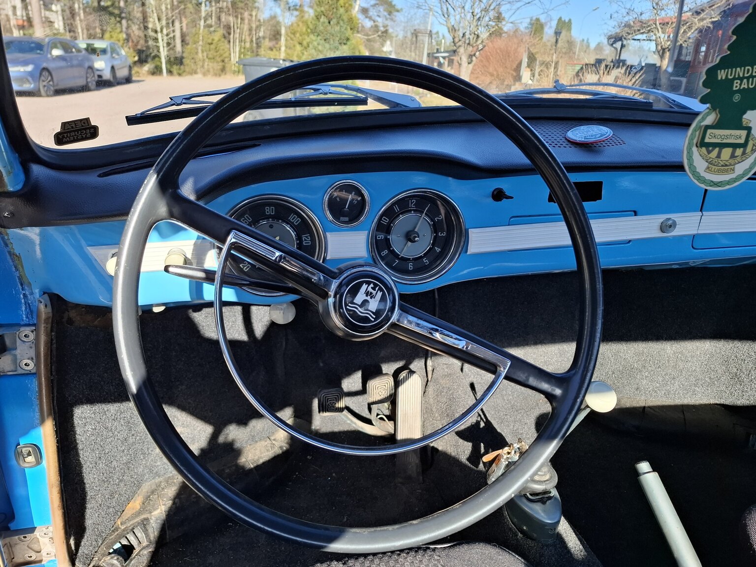Interiörbild 1966 Volkswagen 1300 Karmann-Ghia