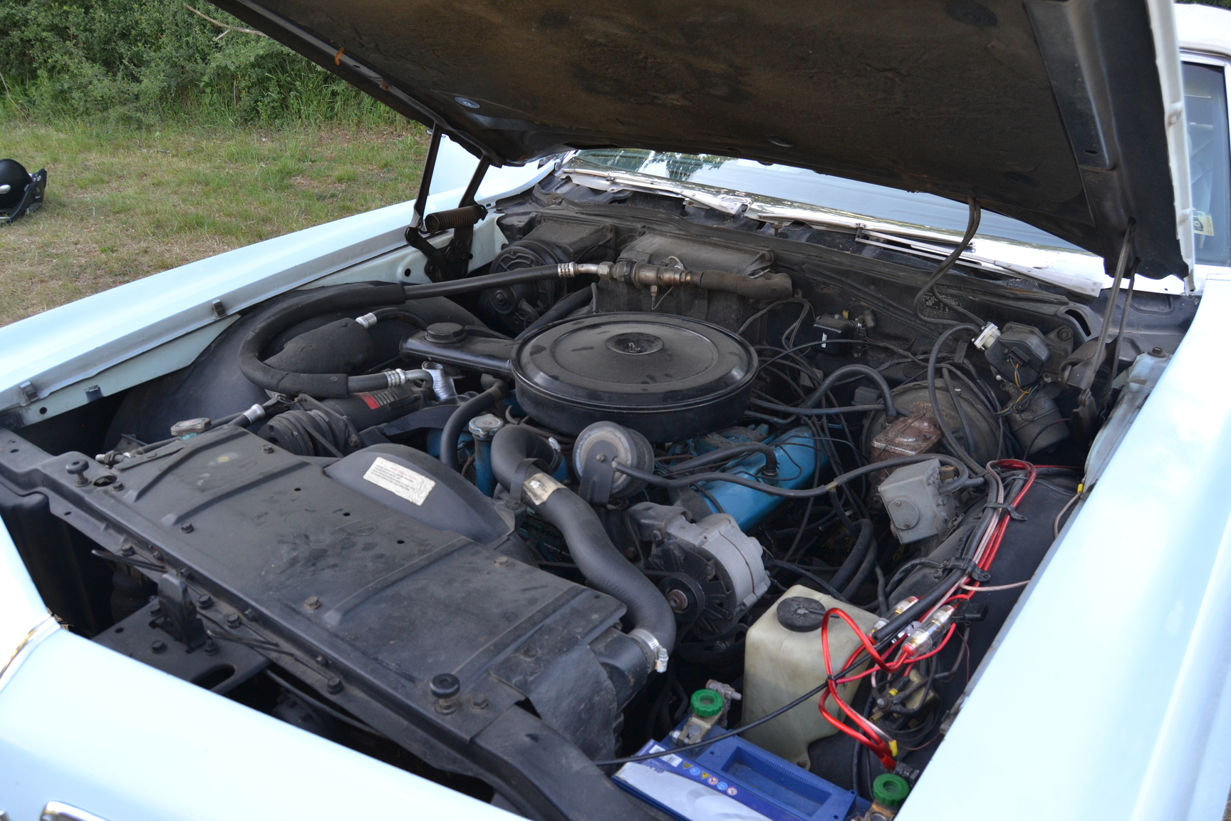 Image of 1970 Oldsmobile Ninety eight Convertible mechanics (3)