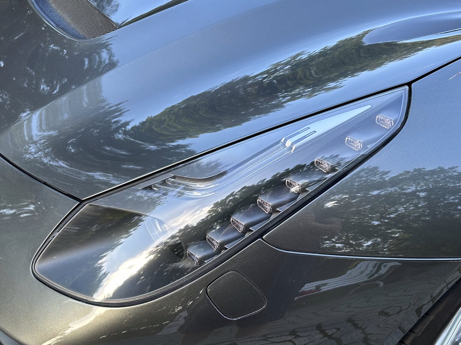 Exterior image of 2013 Ferrari F12 Berlinetta