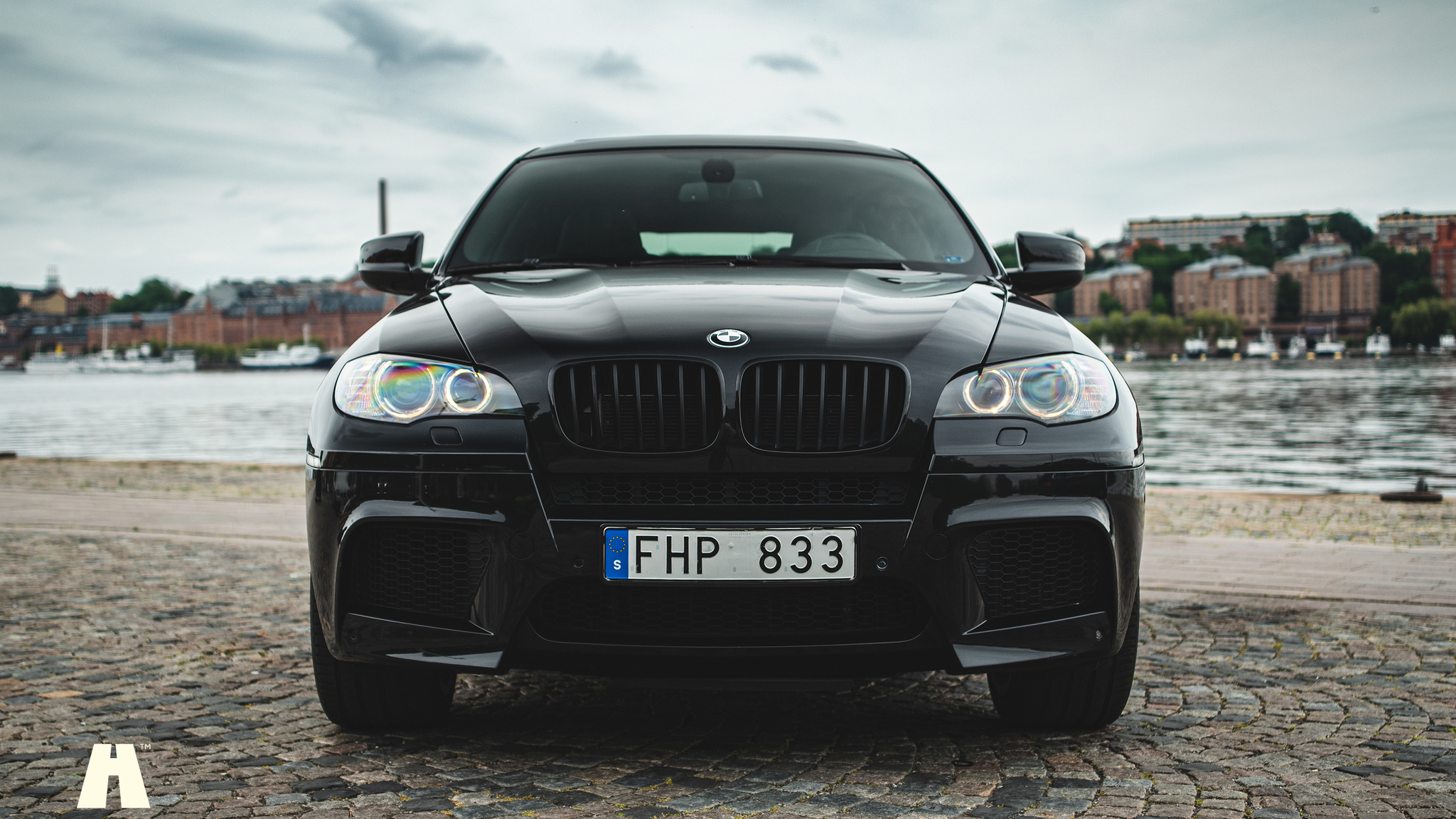 Aussenfoto 2010 BMW X6 M Ferrita 555HK (4)